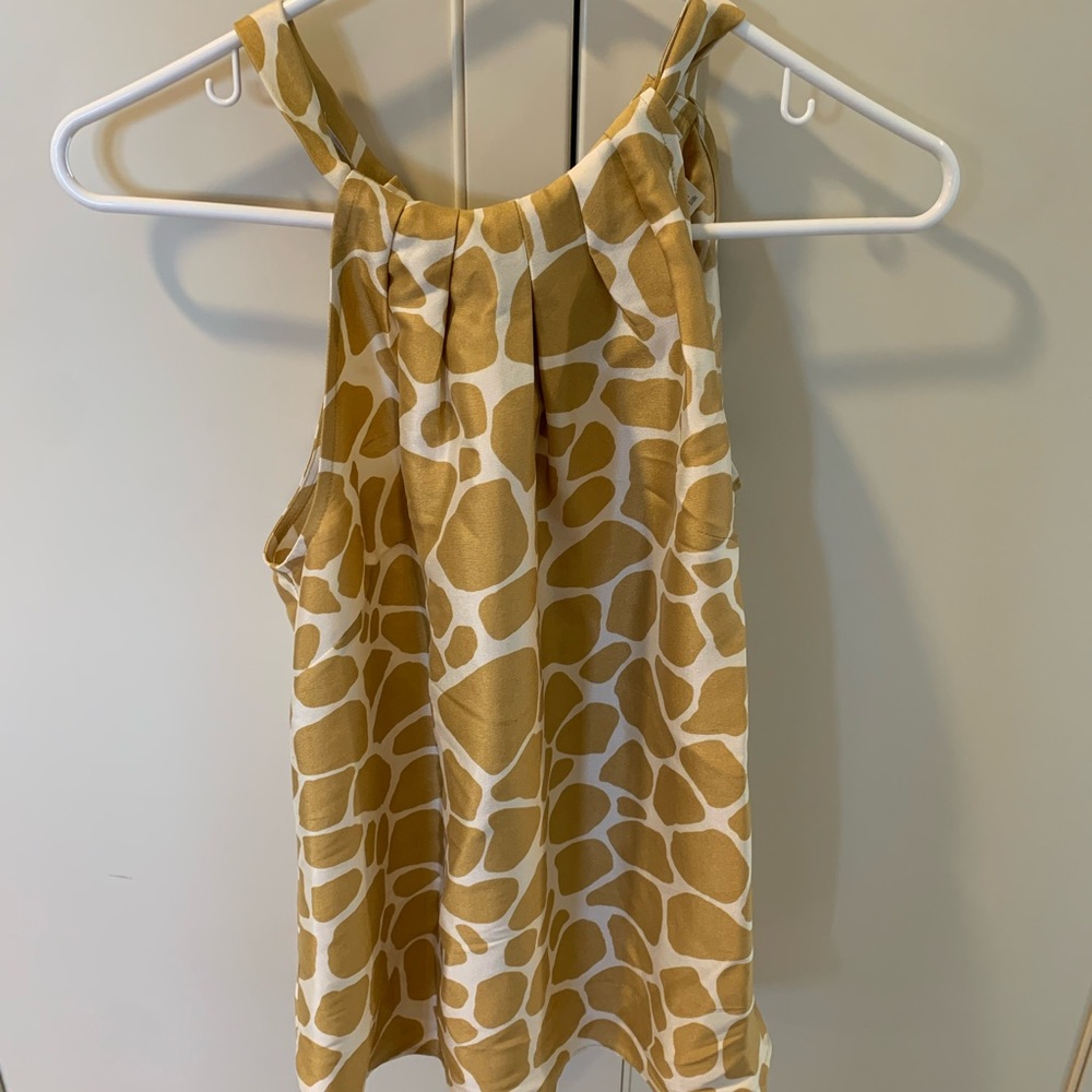 J crew Woman’s Size 6 Sleeveless Animal Print Blouse. Gold and tan. Gently used.